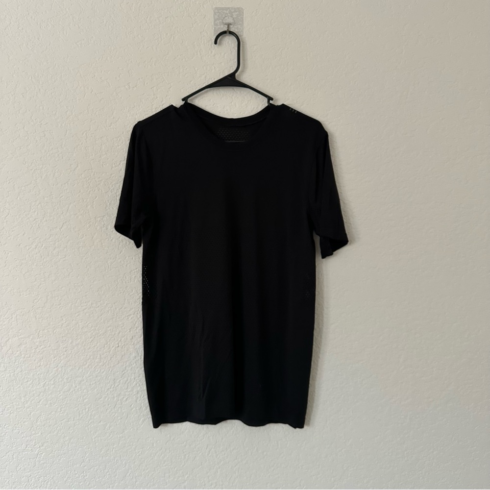 Lululemon Men's Athletic Short Sleeve T-shirt | Size: S